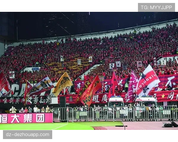 “开幕在即,回顾中超联赛过去五年在比赛日移动应用体验上的关键迭代” “开幕在即,回顾中超联赛过去五年在比赛日移动应用体验上的关键迭代”